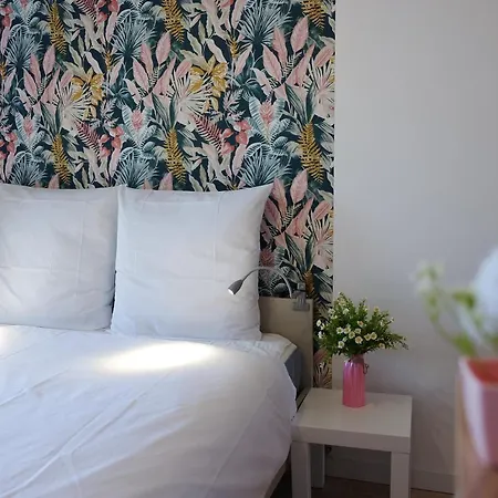 Lp - Symphony Apartmán